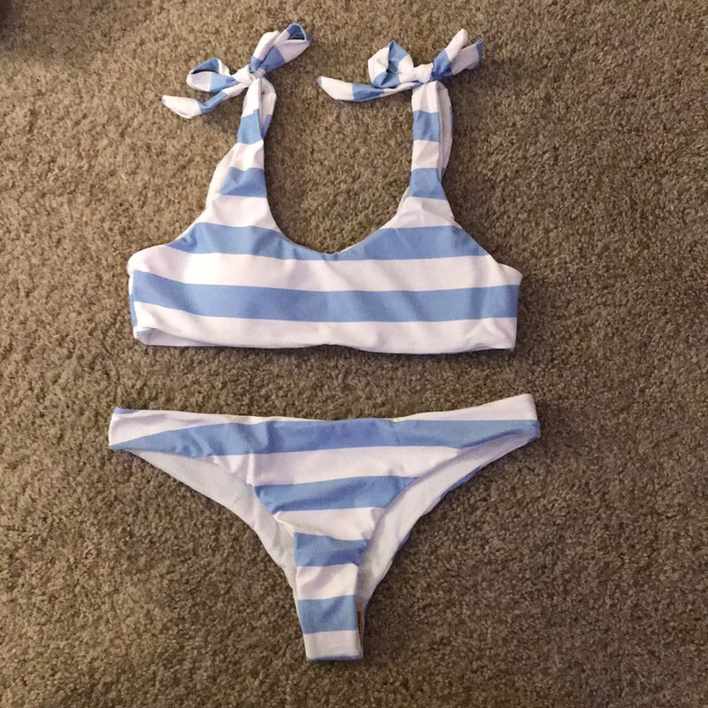 Adorable Stripped Bikini